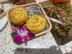 -小董哥烤串·爆汁大油边(故宫店)