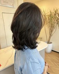 -首脑美发沙龙