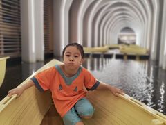 -涨巢·潮玩水疗局