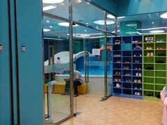 -Swim斯卫姆国际儿童游泳中心(红博中央公园店)