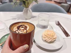 -潮一不贰·法式甜品·生日蛋糕·西式简餐(外滩店)