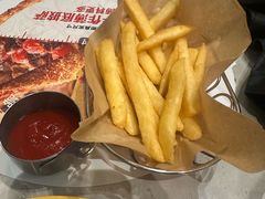 -必胜客(港悦广场店)