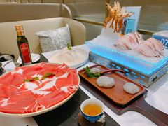 -红鼎豆捞·非遗鲍皇汤火锅(宝丰路店)