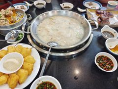 -老来福·非遗酸汤兔(凯旋路店)