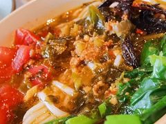 油鸡㙡凉米线-半山腰·云南菜(侨福芳草地店)