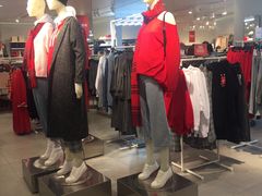 -H&M(天一广场店)