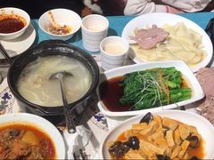 -贯贯吉·清真餐厅(浙江中路店)