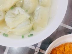 -潘国仙耳光馄饨(黄家阙路店)