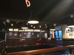 -拉亚汉堡经典餐厅(商城路店)