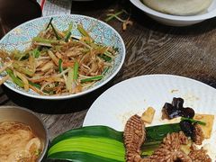 -魁盛居百年鲁菜馆(县西巷店)