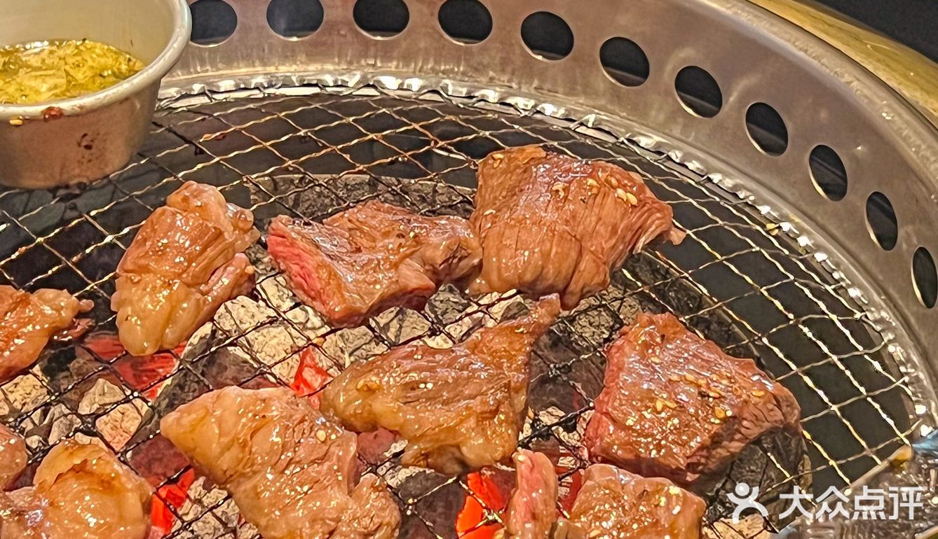 杭州探店｜一家能吃到熟醉的酷炫烤肉店 