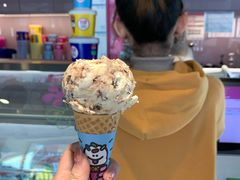 -Baskin Robbins
