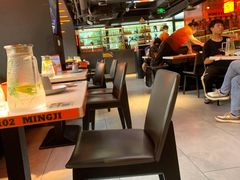 -鸣记脆皮烤鱼·海鲜烤鱼(三八广场店)