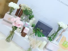 -奈雪的茶(湖滨银泰in77C区PRO店)