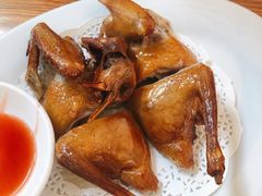 蒜香乳鸽-富哥食店