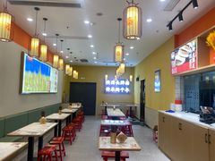 -陇上秦轩西安biangbiang面(滨江开元广场店)