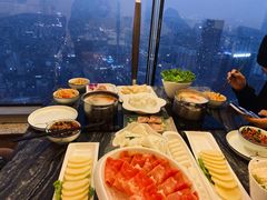 -云中捞高空旋转餐厅(商茂世纪广场店)