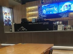-瑞幸咖啡(纽宾凯酒店新华路店)