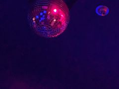 -温莎KTV(珠江路店)