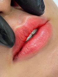 -林小西 · 专业半永久纹眉