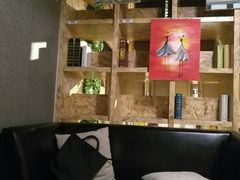 -新华里咖啡书吧(新华书店小寨店)