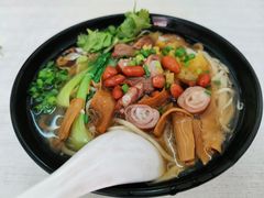 -阿芬卤面(花巷店)