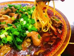 -胥佳烧鸡公牛肉面馆