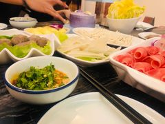 -云中捞高空旋转餐厅(商茂世纪广场店)