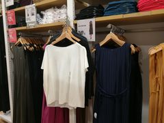 -优衣库(广州恒宝广场店)