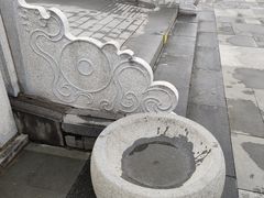 -绳金塔