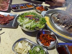 -安小胖韩国烤肉(财富广场画苑小区店)