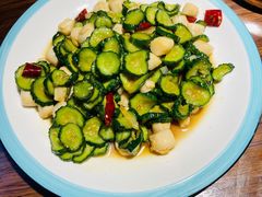 脆瓜炒扇贝丁-小螺号海鲜·地道鲁菜(泉城广场店)