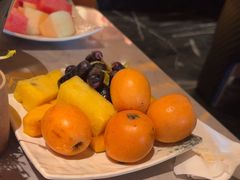 -雍容荟帝王蟹活龙虾展台自助(IFS黑金店)