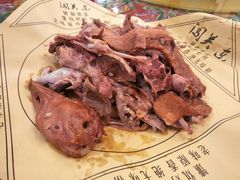 -闯关东东北农家菜(崂山石老人店)