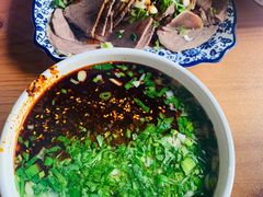 牛肉面-清真·苍鹰蓬灰牛肉面(盐场路店)