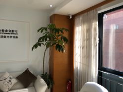 -HEYAN荷妍专业脱毛连锁机构