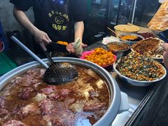 -清真马乐贝腊牛肉蛋黄菜夹馍(马蓉洒金桥店)