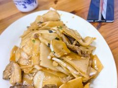 -盛得农家美食·无花果浸鸡·古法烧鸡·竹筒饭(白水寨森林海店)