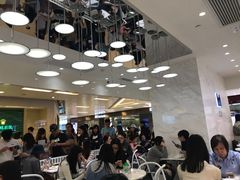 等位区-Lady M(沙田新城市广场店)