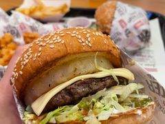 -The Habit Burger Grill 哈比特汉堡(复兴soho店)