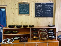 自助调料区-李东农庄(中南百草园地标店)