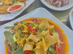 -滑记海鲜饭店·老字号(海鲜街店)