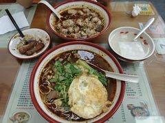 -杨大叔爱面子·四川小吃(岗头店)