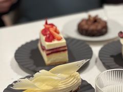 -潮一不贰·法式甜品·生日蛋糕·西式简餐(外滩店)