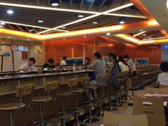 -呷哺呷哺(世贸.工三店)