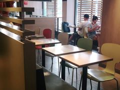 大堂-麦当劳(王顶堤店)