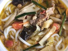 -蒙自源米线(虎门国际购物中心店)