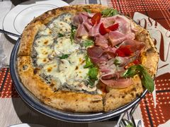 双拼披萨-Primo·丽莫意大利窑烤披萨