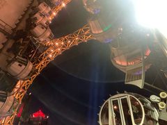-影汇之星8字形摩天轮