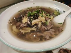 全羊滋补锅-犇逸·乐山跷脚牛肉·四川现炒(览海店)
